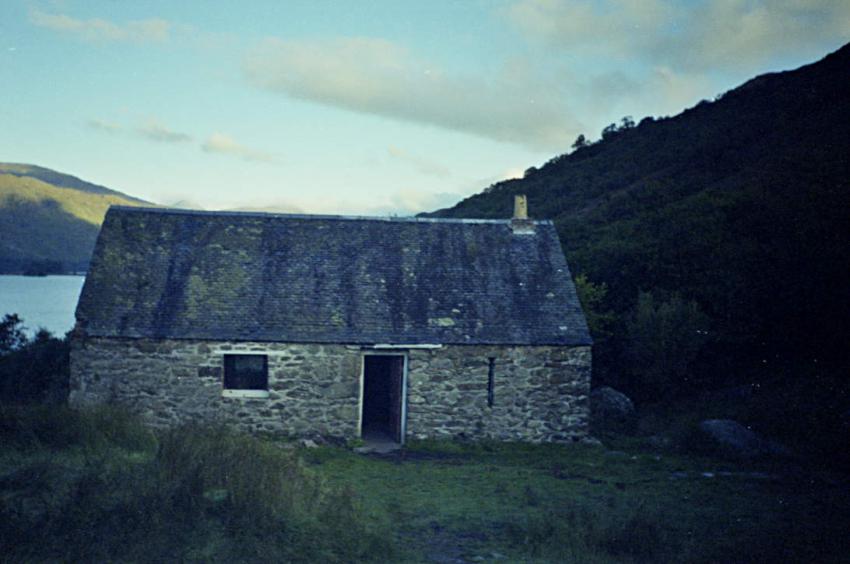 1990-08-24d.jpg - Doune Byre