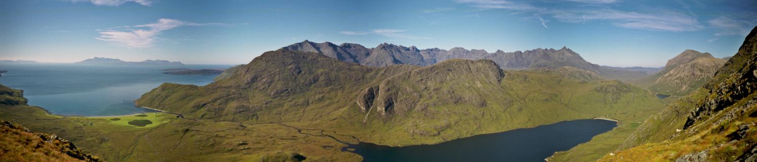 1996-09-19c.jpg - The Cuillin from Bl&agrave; Bheinn