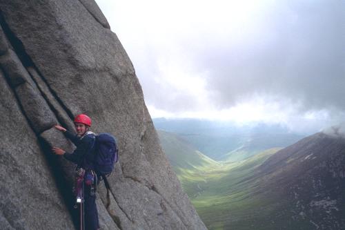 2000-08-27a.jpg - Hilary on Sou'wester Slabs, Cir Mhor