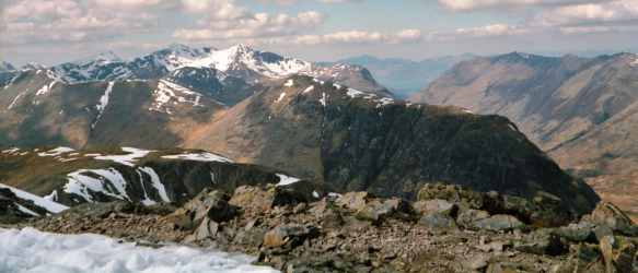 2001-05-07c.jpg - Buachaille Etive Beag, Bidean nam Bian and Glen Coe