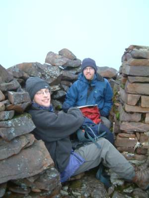 dscf0033.jpg - Lunch on the summit