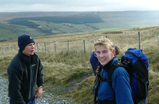 20031025-110756.jpg - Simon and Lottie at the start