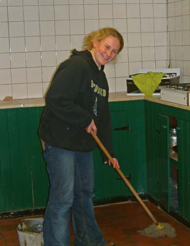 20031026-170602.jpg - Cleaning up