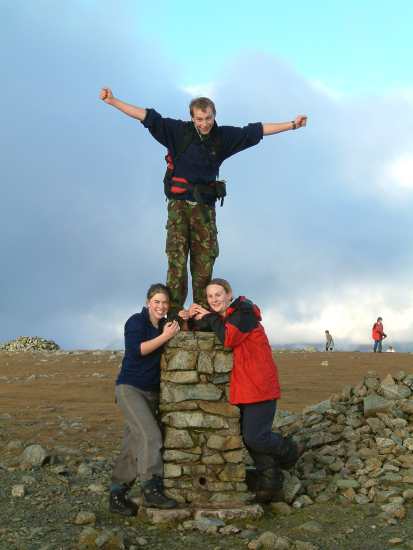 20031123-130834.jpg - Eggy posing with girls (Clare and Kate)