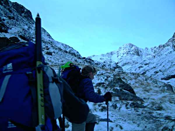 20031230-090532.jpg - Setting off into Coire nan Lochan