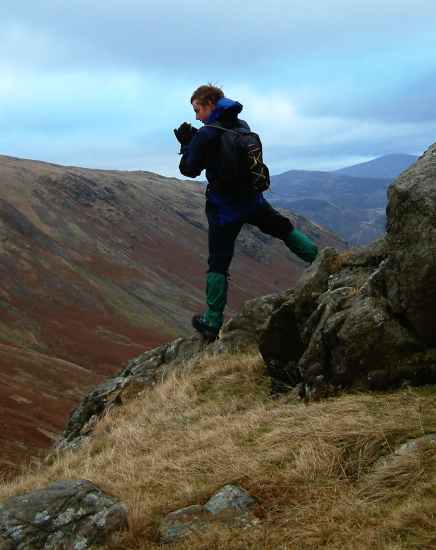 20040106-101310.jpg - Eggy photographing the view