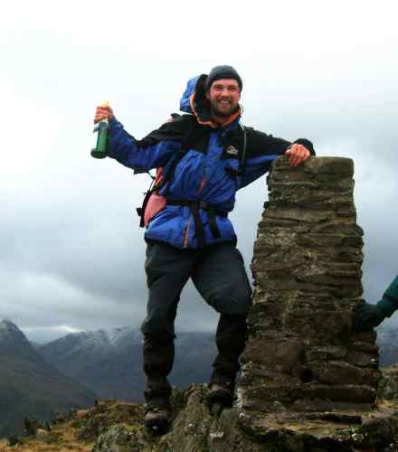 20040207-122246.jpg - Toby on the summit