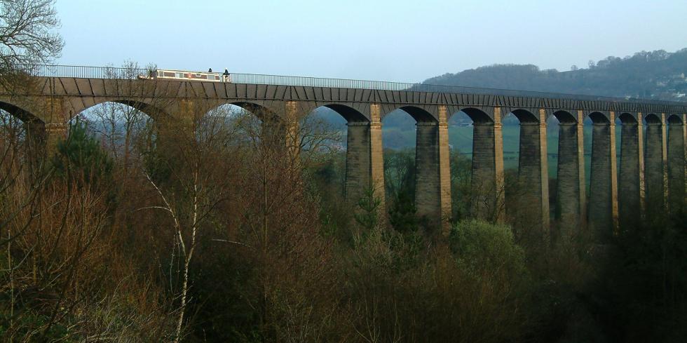 20040330-190154.jpg - Pontcysyllte