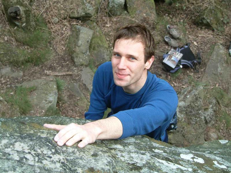 20040409-173342.jpg - Dave soloing Lichen Slab
