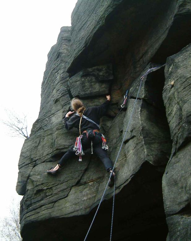 20040410-181042.jpg - The airy traverse on Puttrell's Progress
