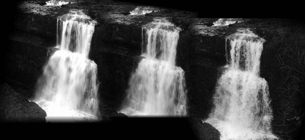 20050205-104716.jpg - Sgwd Clun-gwyn photographed at three different speeds - 1/10, 1/20, 1/400