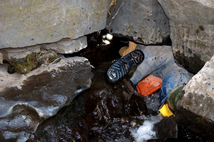 20050220-131228.jpg - Mark braves the water