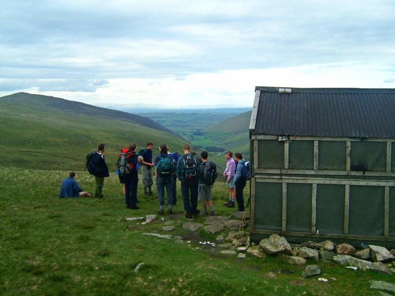 20050611-185612.jpg - Food stop at Lingy Hill Hut