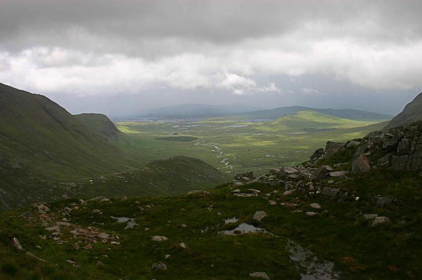 20050703-145656.jpg - Looking down to Coire Bà and Rannoch Moor