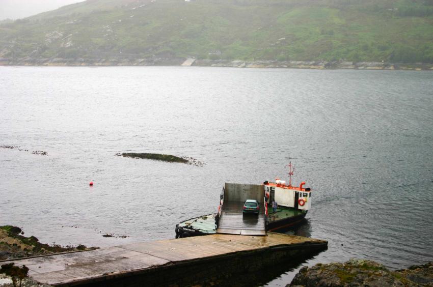 20050709-154042.jpg - Kylerhea ferry