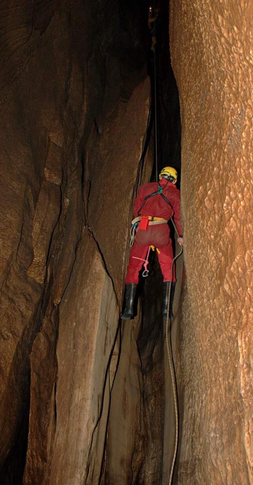 20050821-145324.jpg - Jim descending the 5th pitch