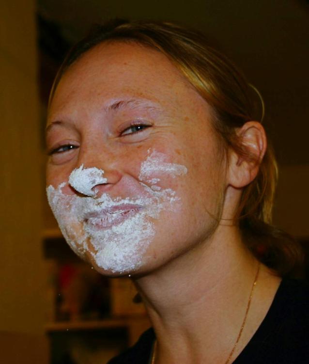 20051029-210932.jpg - Floury Lisette
