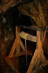 Winding handle for bailing the lower levels