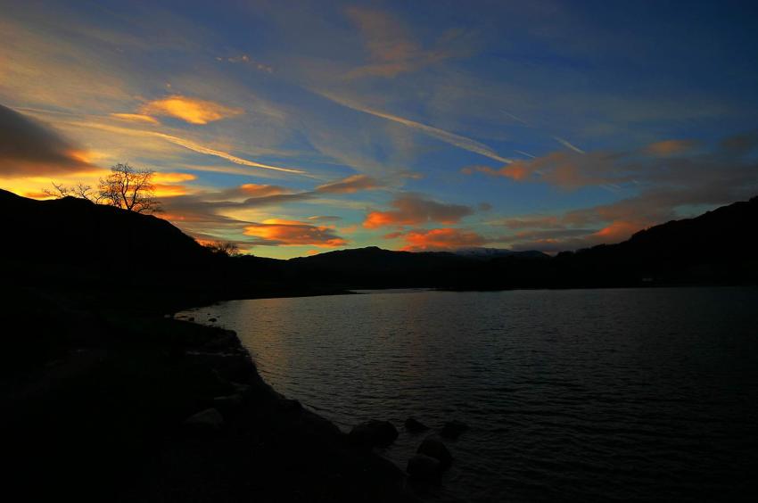 20051127-153352.jpg - Winter sky over Rydal Water