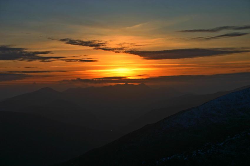 20060103-155640.jpg - Distant sunset