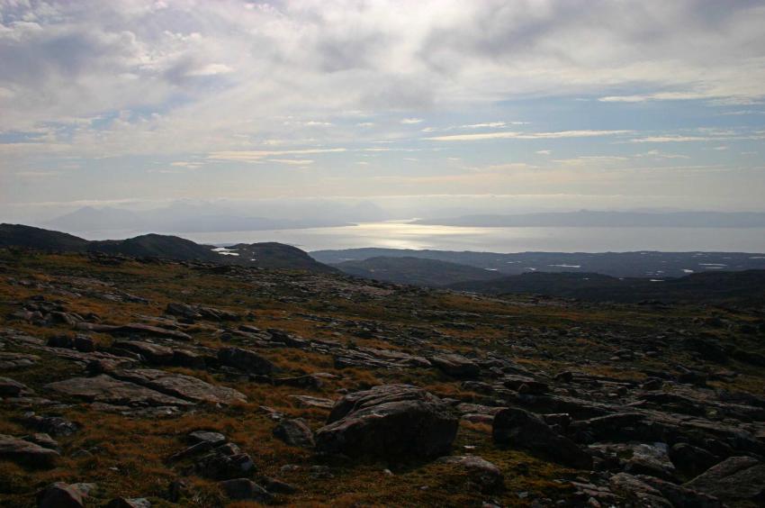 20060429-170250.jpg - Looking across a very hazy Skye and Raasay