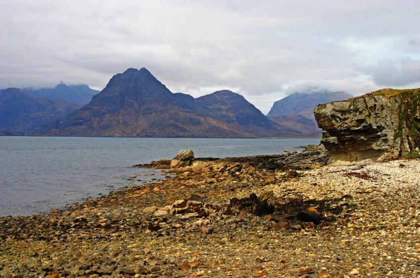 20060430-125804.jpg - Sgùrr na Strì from Elgol beach