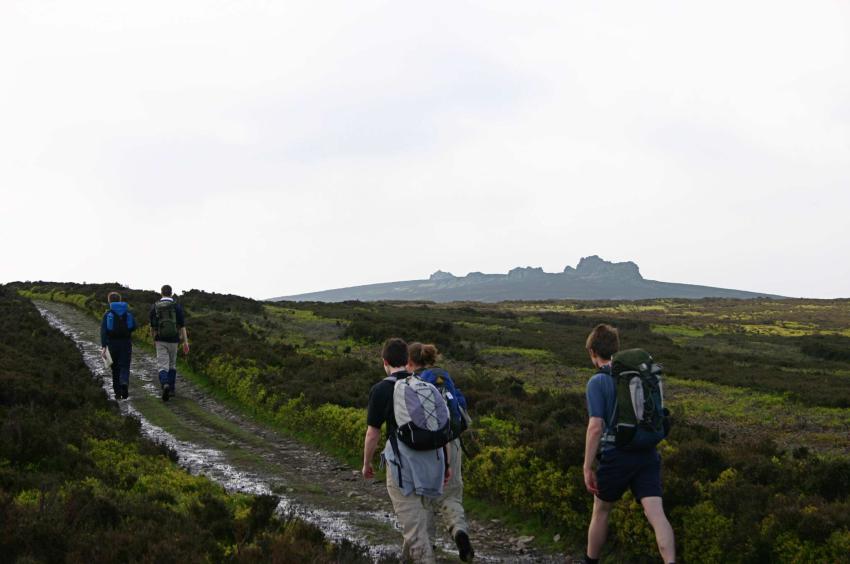 20060514-113126.jpg - Hillwalkers and Stiper Stones