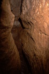 Narrow rift