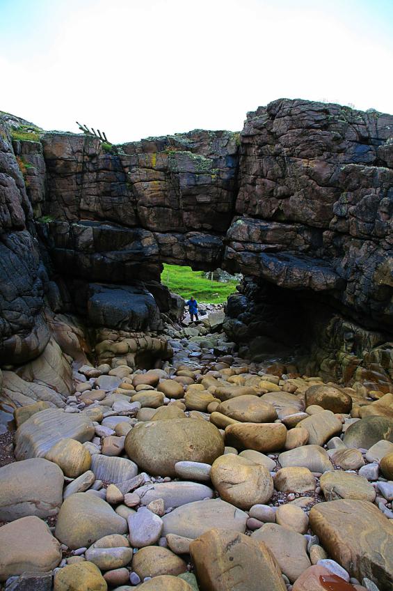 20060819-123210.jpg - Natural arch, from seaward