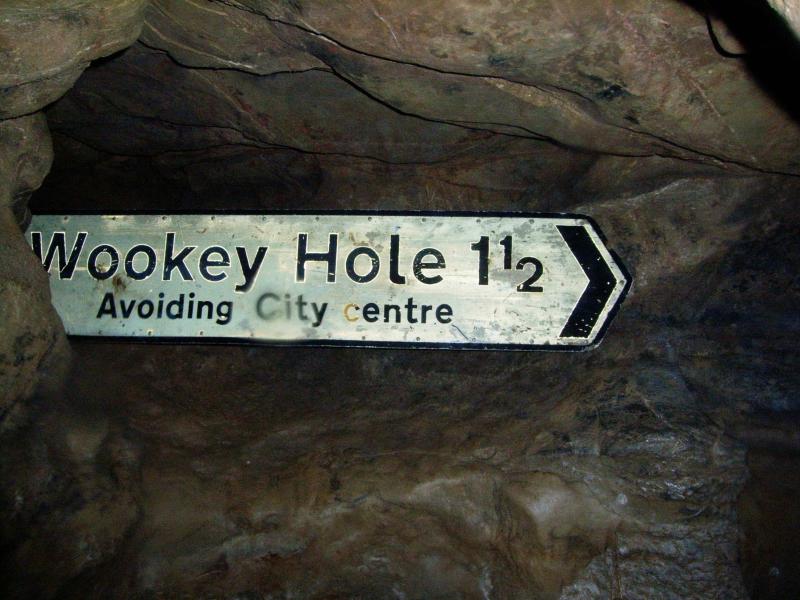 20061015-114118.jpg - Useful directions