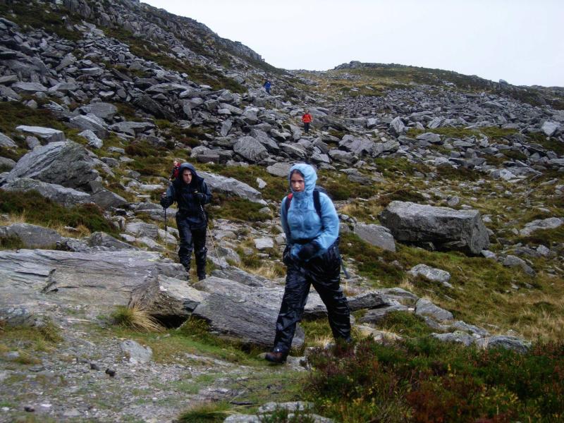 20061028-144626.jpg - On the Miners' Track near Bwlch Tryfan
