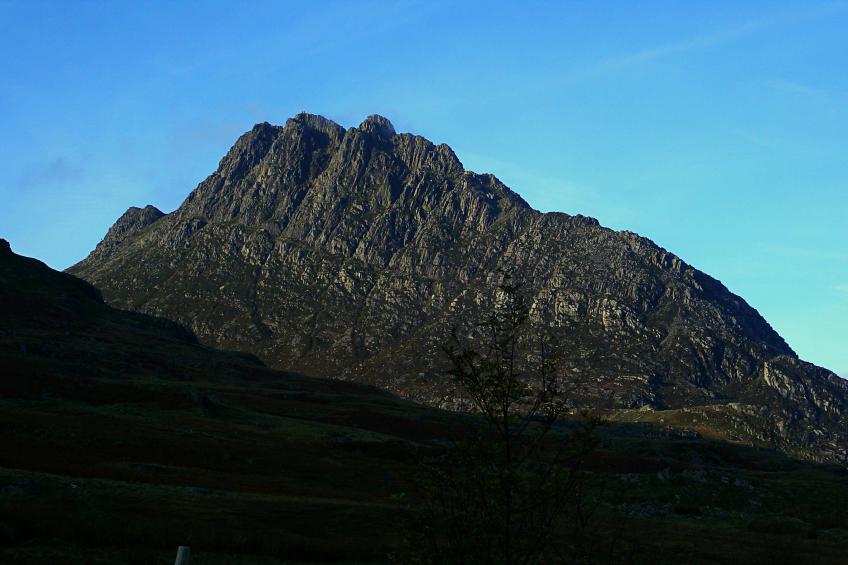 20061029-083042.jpg - Tryfan on Sunday morning