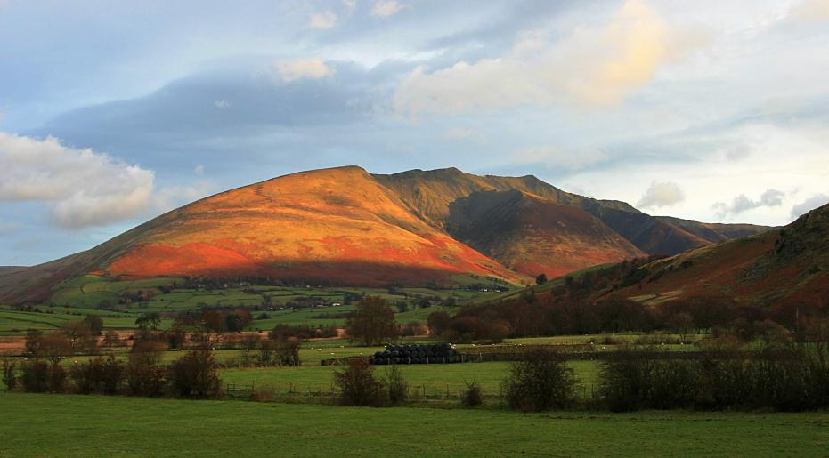20061125-075306.jpg - Blencathra in the morning light
