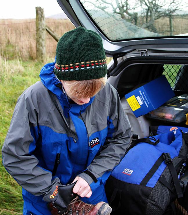 20061125-100940.jpg - Setting off up Skiddaw, I happened across Lottie...