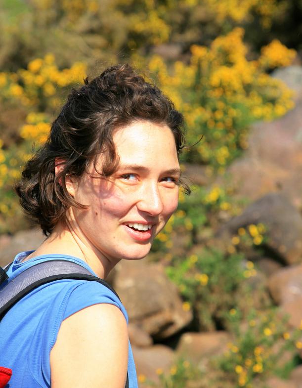 20070428-100228.jpg - Hannah