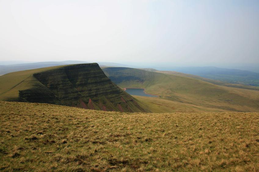 20070428-131220.jpg - Bannau Sir Gaer