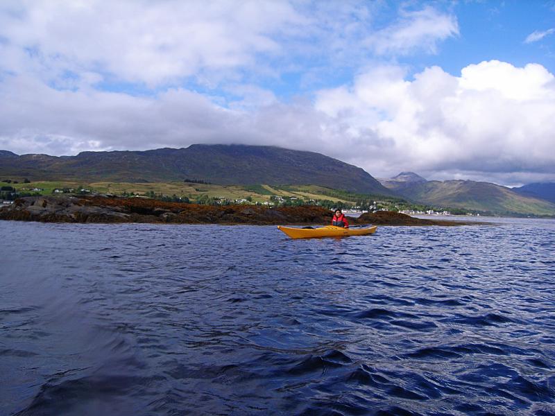 20070810-153130.jpg - Paddling around Sgeir Chreagach