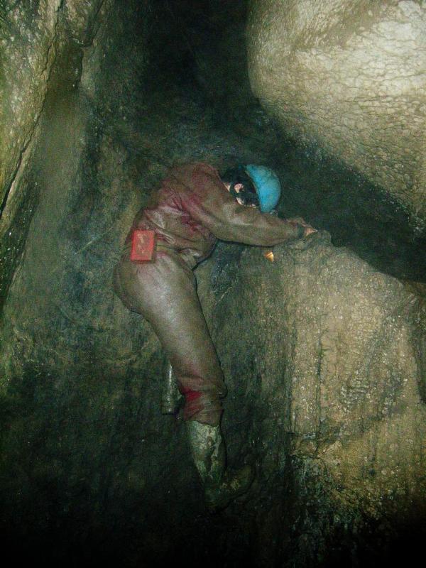 20071020-165336.jpg - Climbing somewhere in Bull Pot