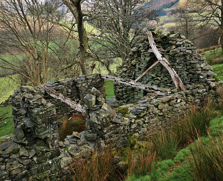 20080209-093422.jpg - Ruined house