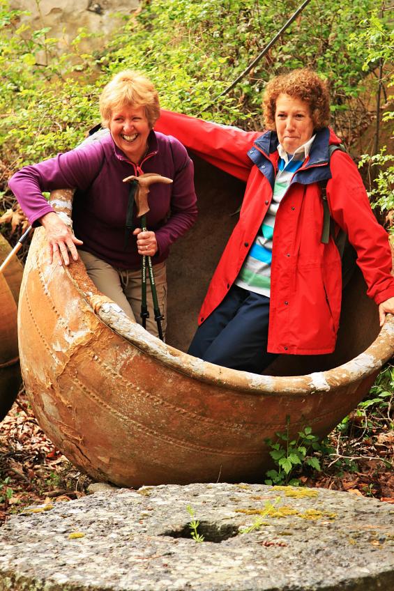 20080410-102148.jpg - Joan and Pat in a pot