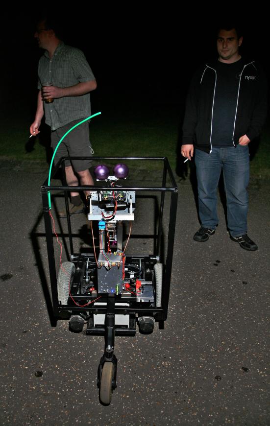 20080705-225206.jpg - Robot