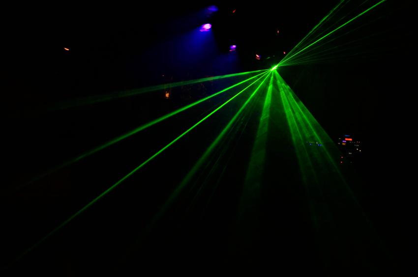 20080706-001210.jpg - Green laser