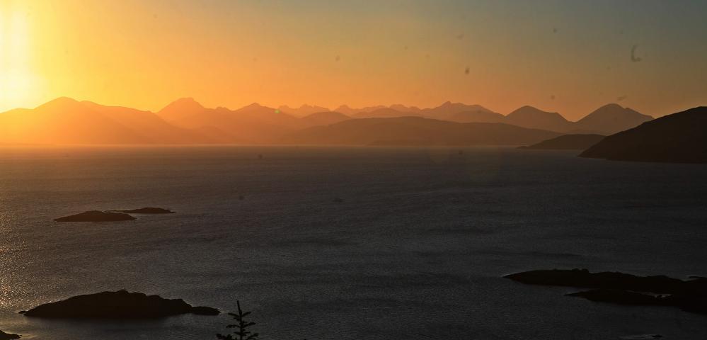 20090201-160726.jpg - Cuillin sunset