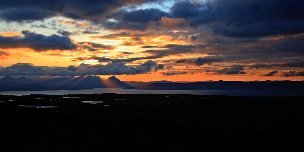 20090202-163418.jpg - Another Cuillin sunset