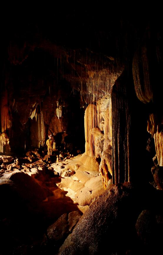 20090531-140222.jpg - An idea of the scale needs a more distant view