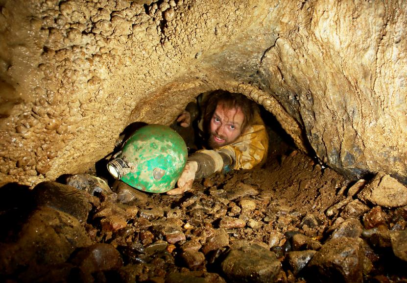20100207-140450.jpg - Emerging through the arch from the long squeeze
