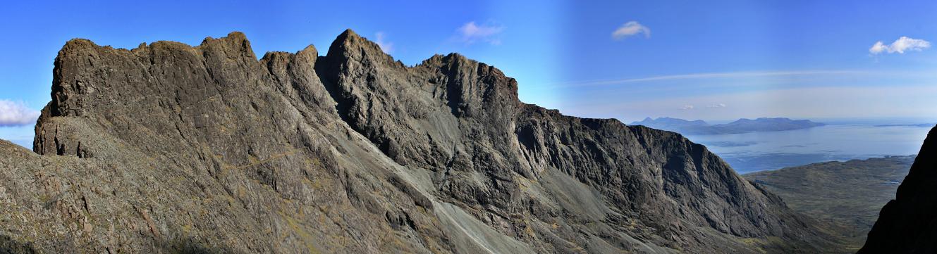 20100530-174026.jpg - Sgurr Alasdair from across Coire Lagan