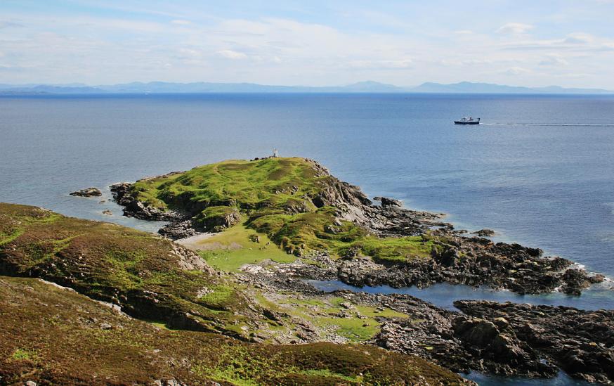 20100609-152925.jpg - Point of Sleat