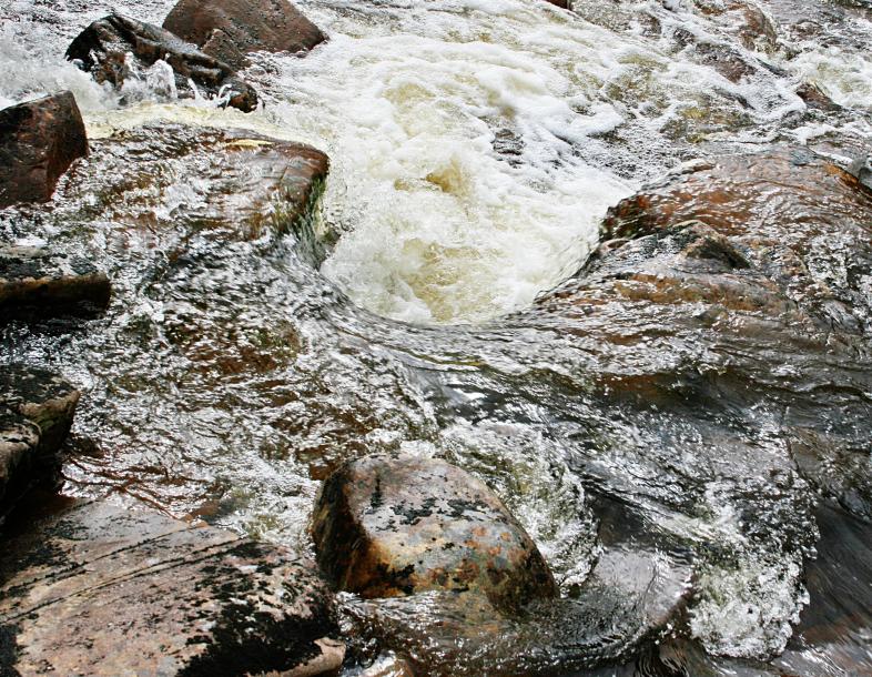 20100612-154018.jpg - Cascade