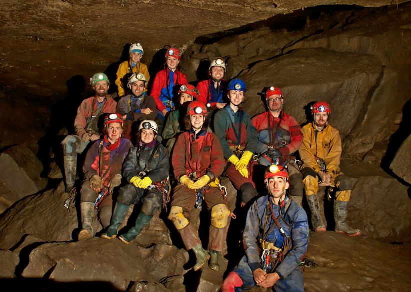 20101127-170534.jpg - Double-group photo (where the two teams met)